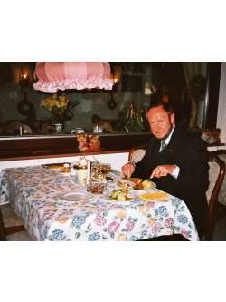 Pali, 66 �ves t�rskeres� f�rfi, Hessen