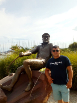 Norbert, 44 �ves t�rskeres� f�rfi, S�rospatak