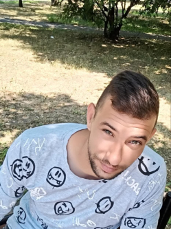 Viktor, 33 �ves t�rskeres� f�rfi, Szombathely