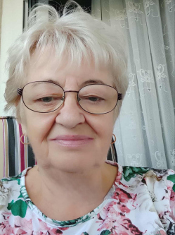 Ilona, 74 �ves t�rskeres� n�, Szombathely