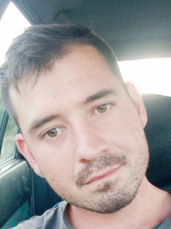 Gerg�, 28 �ves t�rskeres� f�rfi, Szeghalom