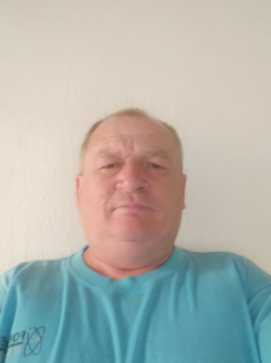 S�ndor, 58 �ves t�rskeres� f�rfi, Poroszl�
