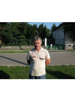 jozsef, 64 �ves t�rskeres� f�rfi, Pet�h�za