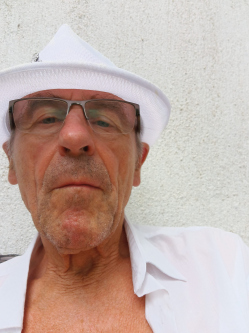 �goston, 73 �ves t�rskeres� f�rfi, Veszpr�m