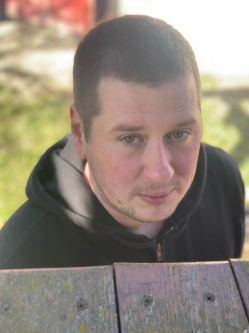 Csaba, 40 �ves t�rskeres� f�rfi, Mez�k�vesd