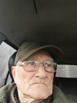 Imre, 82 �ves t�rskeres� f�rfi, Szegv�r