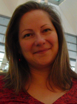M�ria, 54 �ves t�rskeres� n�, Keszthely