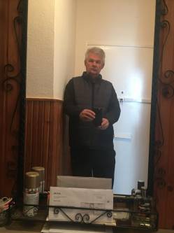 P�ter, 70 �ves t�rskeres� f�rfi, Martf�