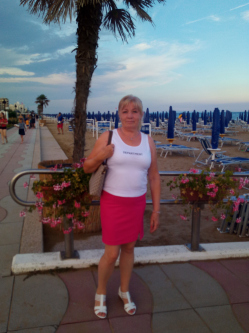 Erika, 63 �ves t�rskeres� n�, Miskolc
