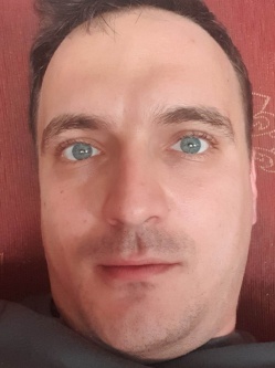 J�zsef, 37 �ves t�rskeres� f�rfi, Kiskunf�legyh�za