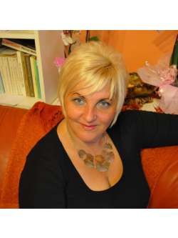 Sensual, 61 �ves t�rskeres� n�, N�gr�d