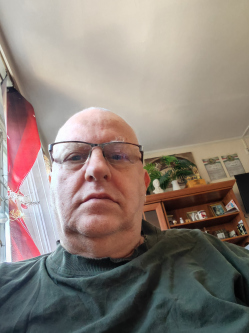 L�szl�, 73 �ves t�rskeres� f�rfi, Szeged