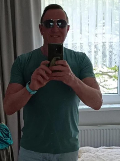 Rudolf, 46 �ves t�rskeres� f�rfi, Miskolc