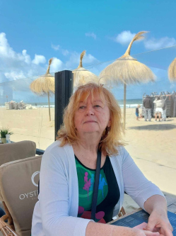 �va, 65 �ves t�rskeres� n�, G�d�ll�