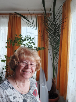 �vi, 73 �ves t�rskeres� n�, Budapest