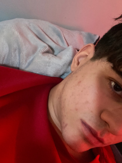 Bence, 18 �ves t�rskeres� f�rfi, Eger