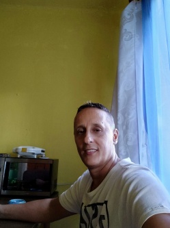 Imi, 51 �ves t�rskeres� f�rfi, Balassagyarmat