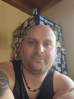Attila, 45 �ves t�rskeres� f�rfi, Baden-W�rttemberg