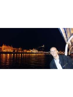 Gyula, 39 �ves t�rskeres� f�rfi, Dabas