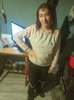 Angelika, 46 �ves t�rskeres� n�, Szendr�l�d