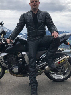 Balint, 47 �ves t�rskeres� f�rfi, Kimle