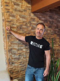 Csaba, 52 �ves t�rskeres� f�rfi, Miskolc