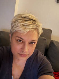 Gabi, 59 �ves t�rskeres� n�, London (City of London)