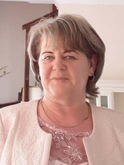 Erika, 53 �ves t�rskeres� n�, Izs�k