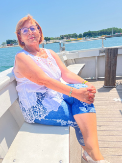 Krisztin, 63 �ves t�rskeres� n�, Szentes