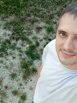 Zoli, 41 éves társkereső férfi, Sümeg