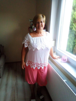 Ibolya, 64 �ves t�rskeres� n�, Cs�kv�r
