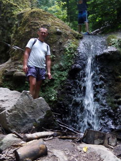Attila, 58 �ves t�rskeres� f�rfi, Kiskunlach�za