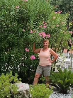 Bori, 63 �ves t�rskeres� n�, Veresegyh�z