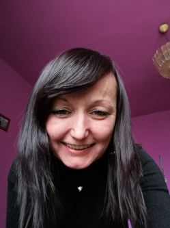 Gabriella, 46 �ves t�rskeres� n�, Nagyat�d