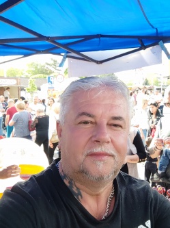L�szl�, 60 �ves t�rskeres� f�rfi, Egerv�lgy