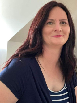 Anita, 53 �ves t�rskeres� n�, Csorna