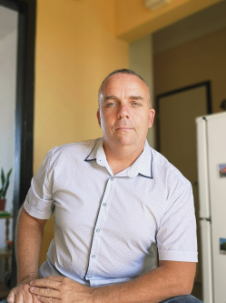 Imre, 45 �ves t�rskeres� f�rfi, Tapolca