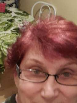 Andrea, 66 �ves t�rskeres� n�, Szombathely