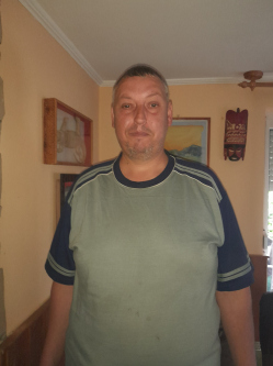 Béla, 45 éves társkereső férfi, Töltéstava