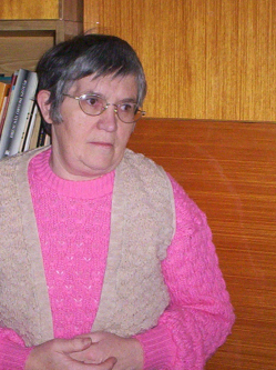 Anna, 72 �ves t�rskeres� n�, Tatab�nya