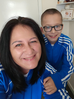 Krisztina, 50 �ves t�rskeres� n�, Nagy-Britannia Angli�n k�v�li r�sze