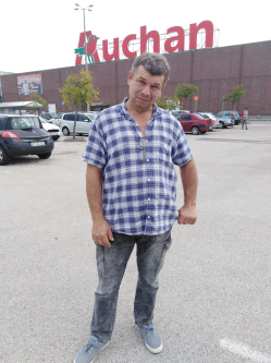 Lajos, 62 �ves t�rskeres� f�rfi, Szeksz�rd