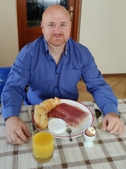 Bal�zs, 39 �ves t�rskeres� f�rfi, Szeksz�rd
