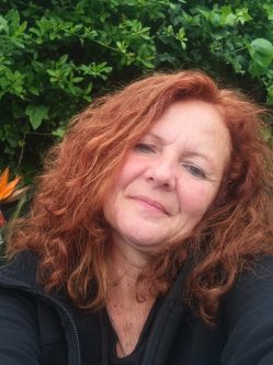 Hani, 58 �ves t�rskeres� n�, Kan�ri-Szigetek