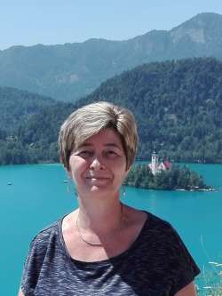 Ir�n, 64 �ves t�rskeres� n�, Zalaegerszeg