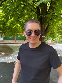 Lajos, 38 �ves t�rskeres� f�rfi, S�meg