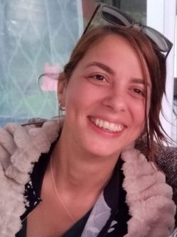 Katalin, 32 �ves t�rskeres� n�, Gy�r