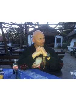 Attila, 58 �ves t�rskeres� f�rfi, Vasv�r