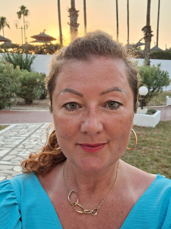 Marianna, 48 �ves t�rskeres� n�, Tiszavasv�ri