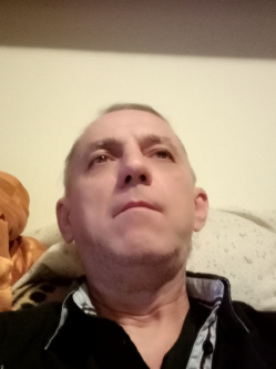 Fec�, 63 �ves t�rskeres� f�rfi, P�cs